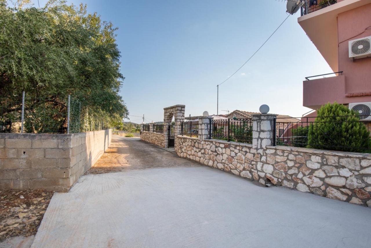 Sofia'S Apartments Razáta المظهر الخارجي الصورة