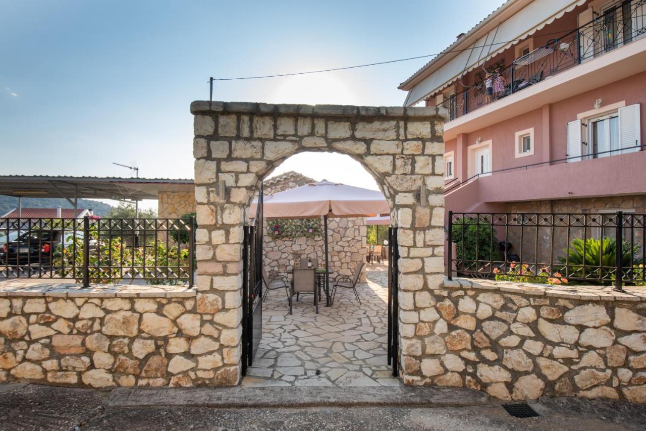 Sofia'S Apartments Razáta المظهر الخارجي الصورة